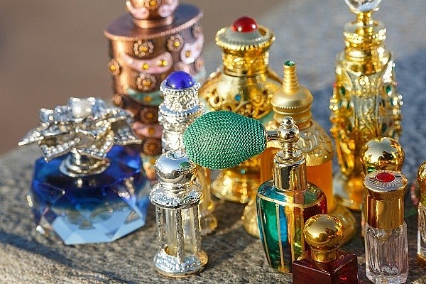 История парфюмерии. Как создать свой парфюмерный бренд в россии. О времени на создание